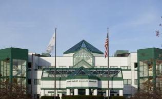 Dartmouth-Hitchcock Medical Center entrance